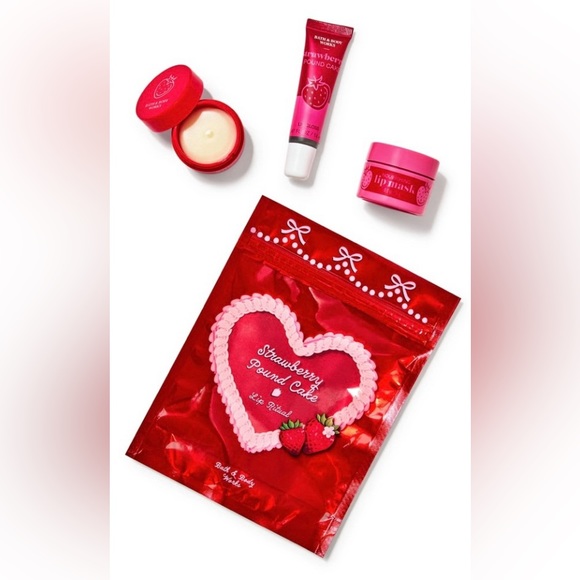 Bath & Body Works Lip Ritual Kit - NEW! Strawberry Pound Cake. - Picture 1 of 4